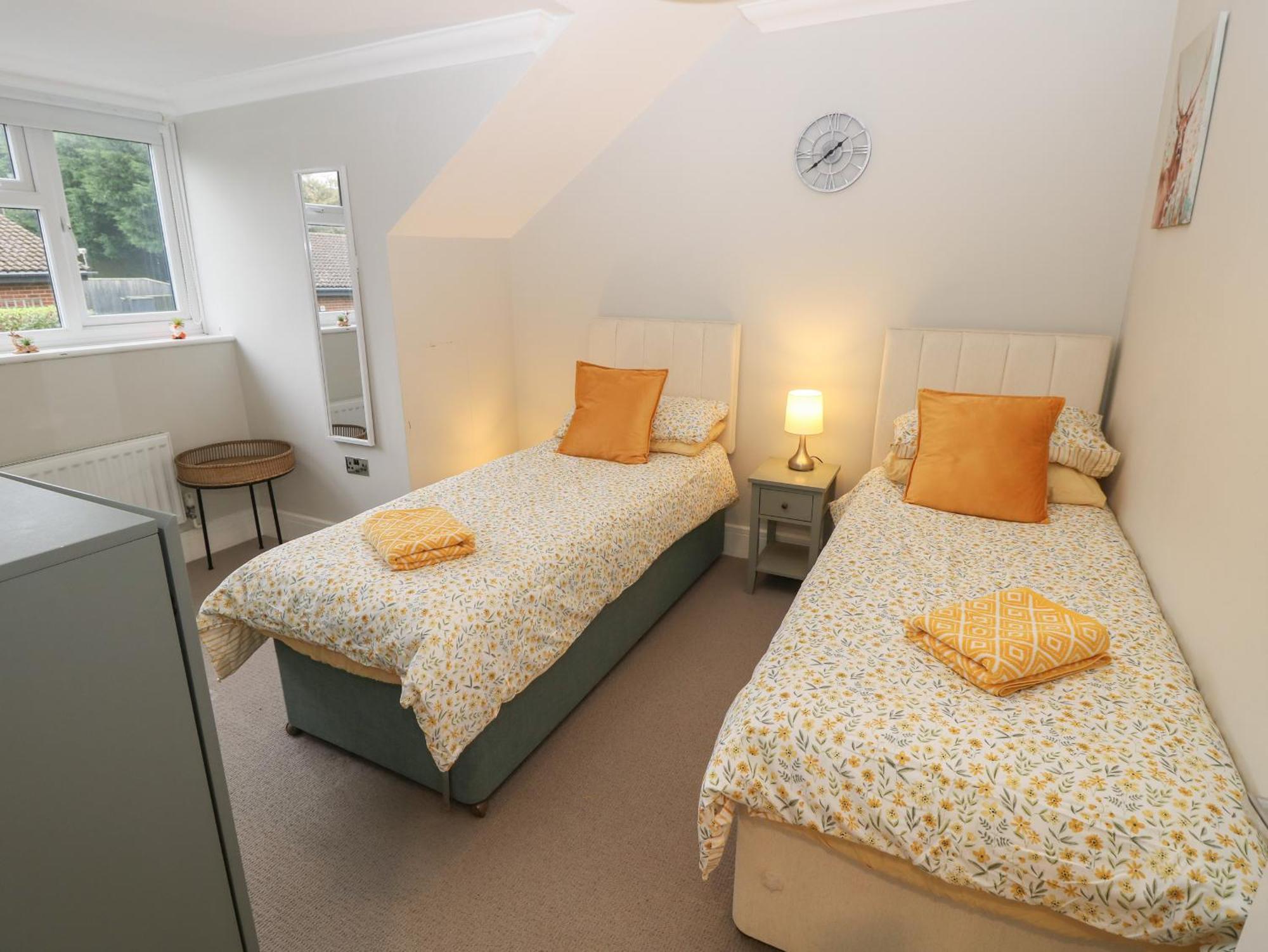 Rookley Lake Cottage ヴェントナー エクステリア 写真